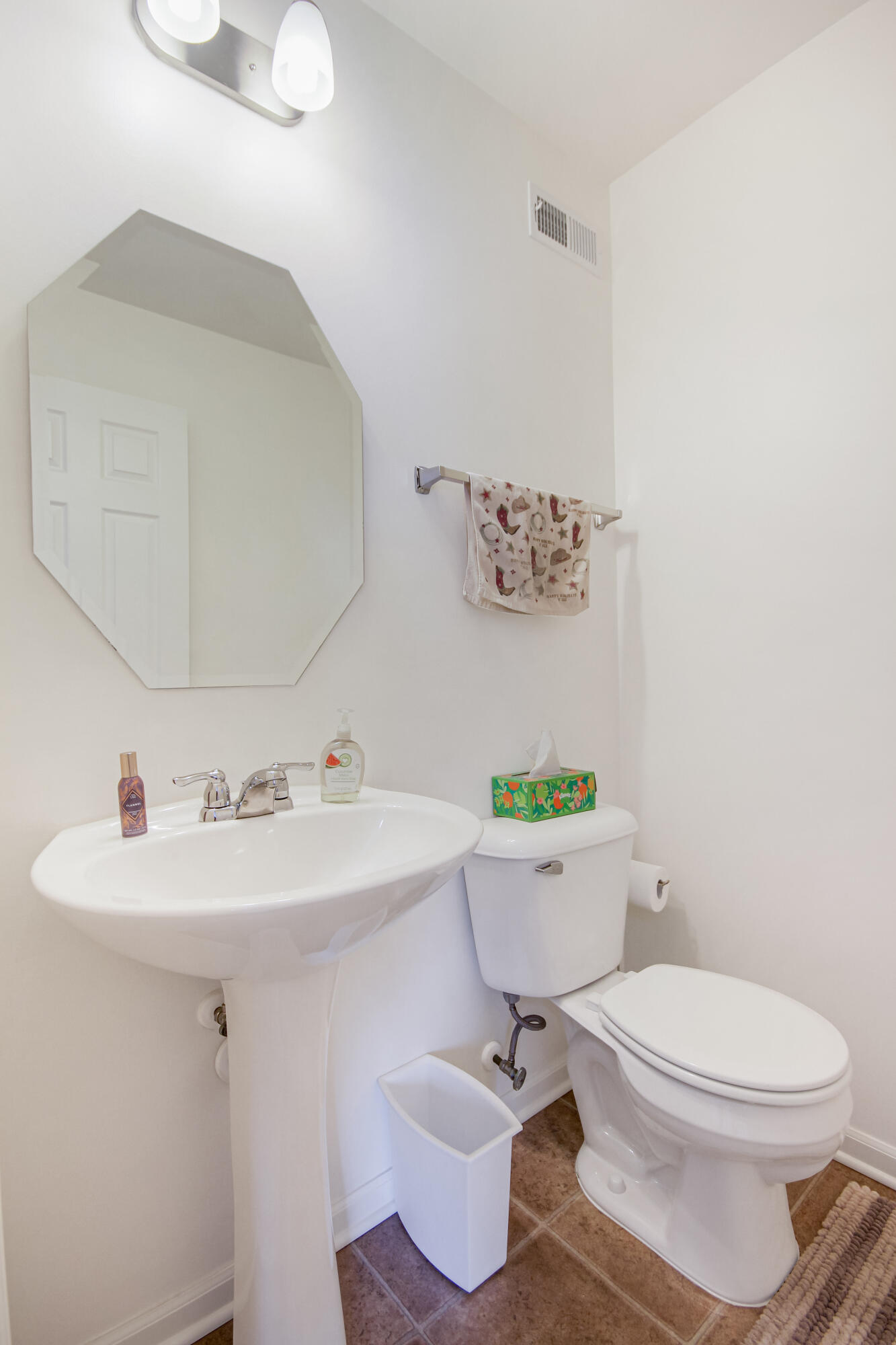 11164 Tennessee Street Crown Point, IN 46307 - Photo 5 of 12 1333x2000