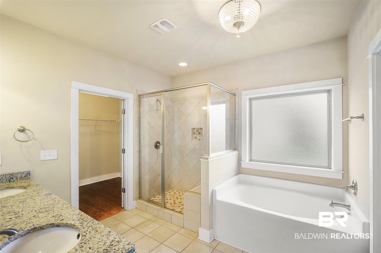 9869 Evanston Street Daphne, AL 36526 - Photo 15 of 36 Master Bath