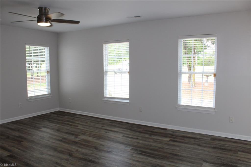 206 Skeet Club Road High Point, NC 27265 - Photo 4 of 20 Gallery Image 4