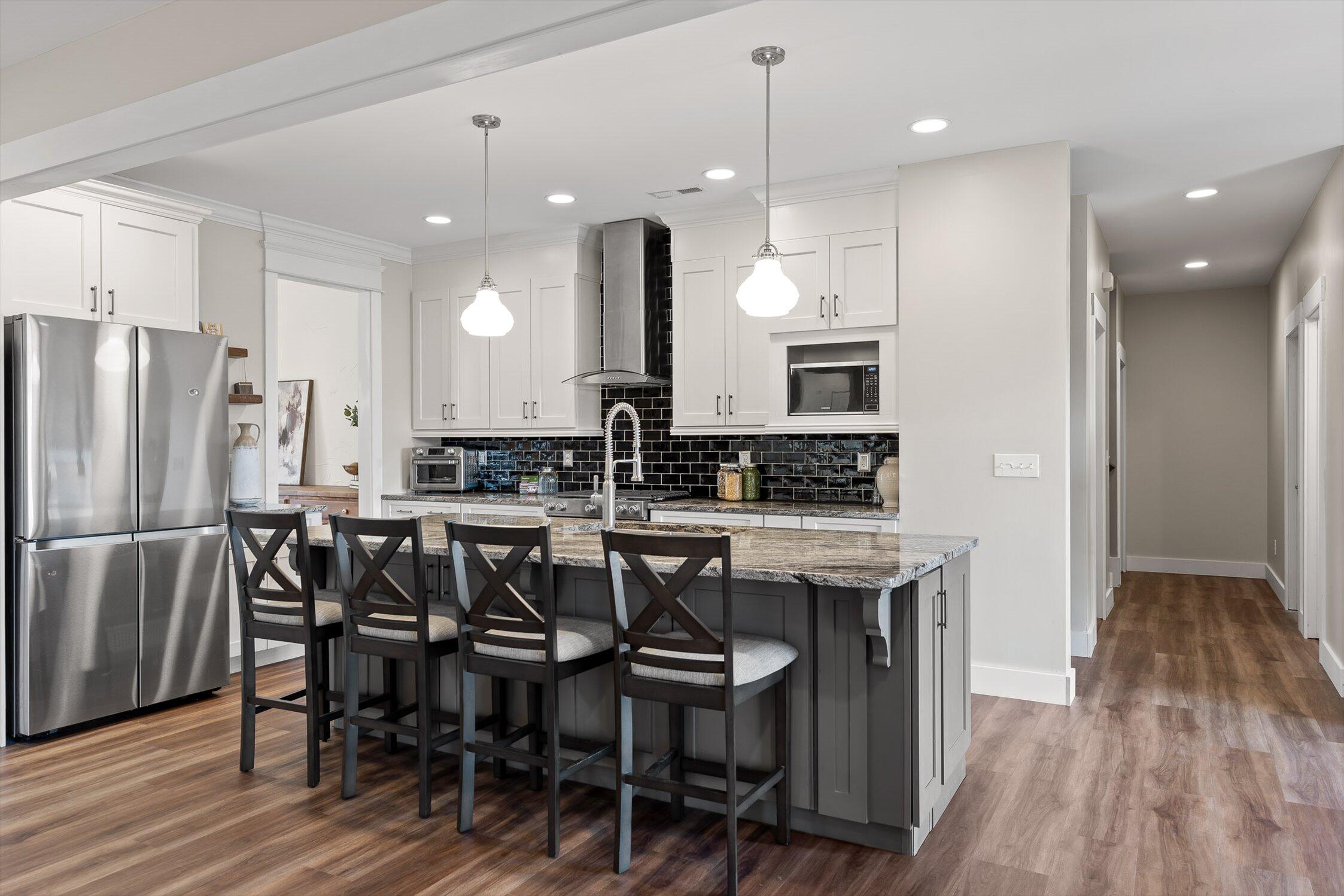 280 Pine Ridge Drive Signal Mountain, TN 37377 - Photo 13 of 40 23-Pine Ridge-37