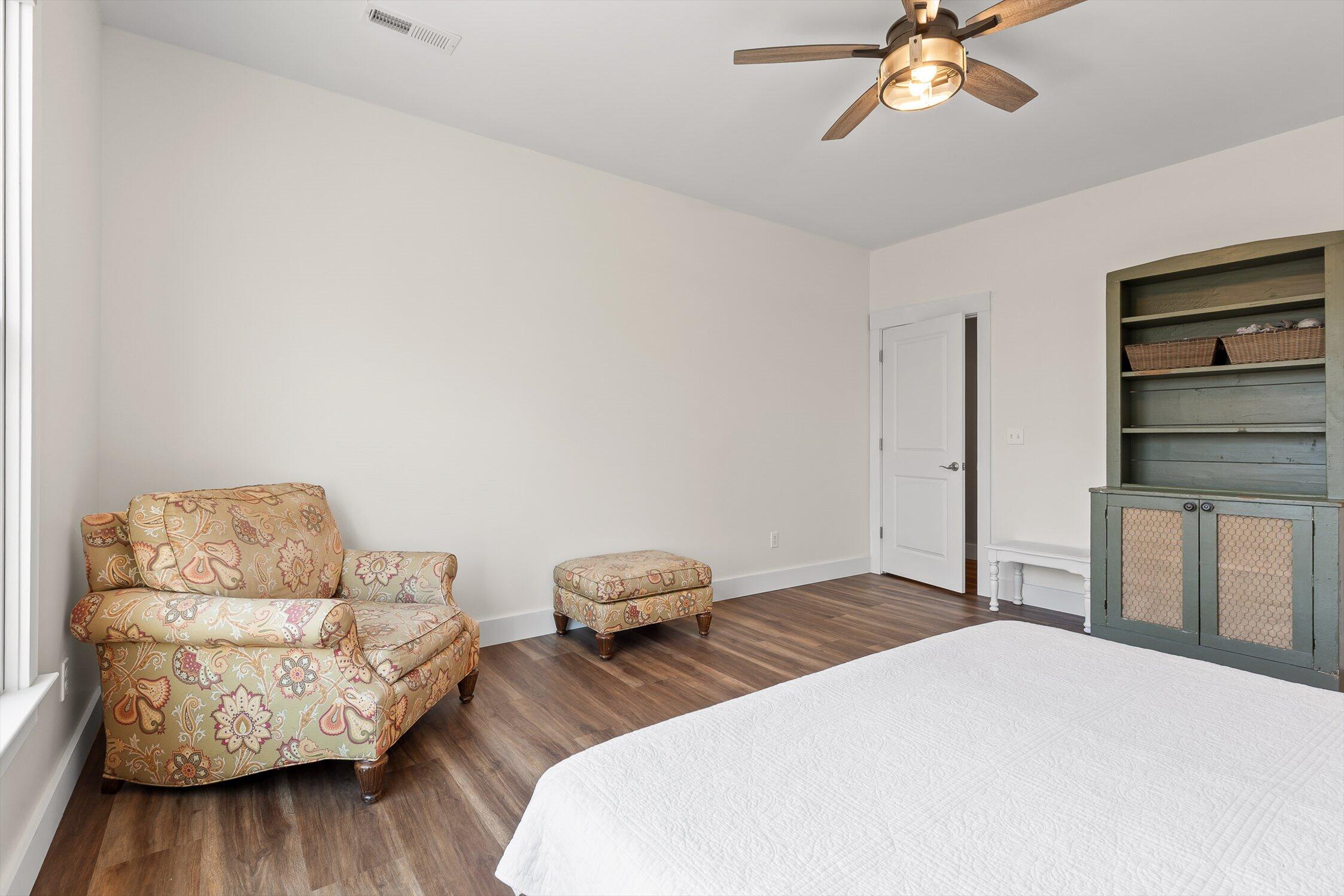 280 Pine Ridge Drive Signal Mountain, TN 37377 - Photo 18 of 40 08-Pine Ridge-6