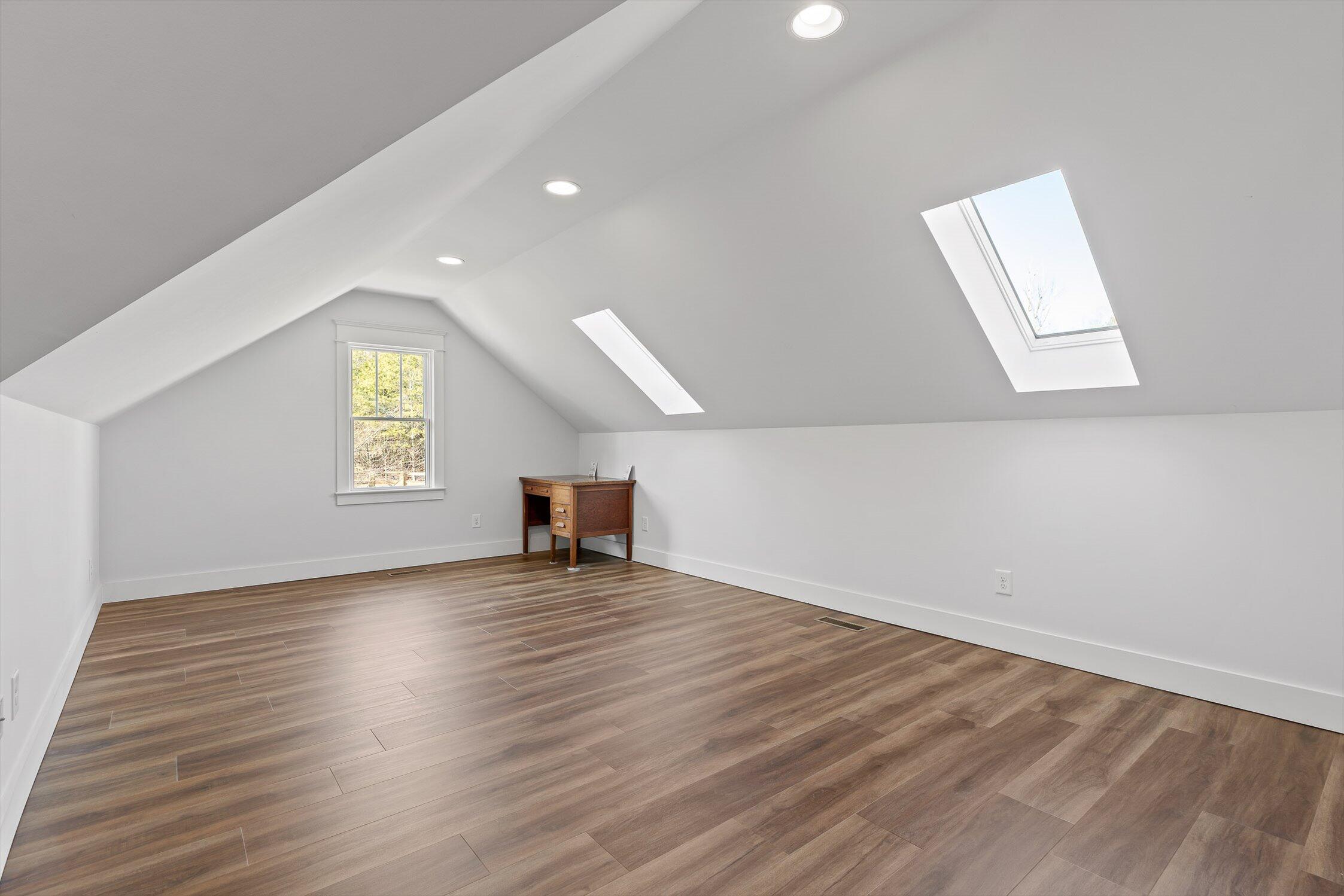 280 Pine Ridge Drive Signal Mountain, TN 37377 - Photo 25 of 40 13-Pine Ridge-11