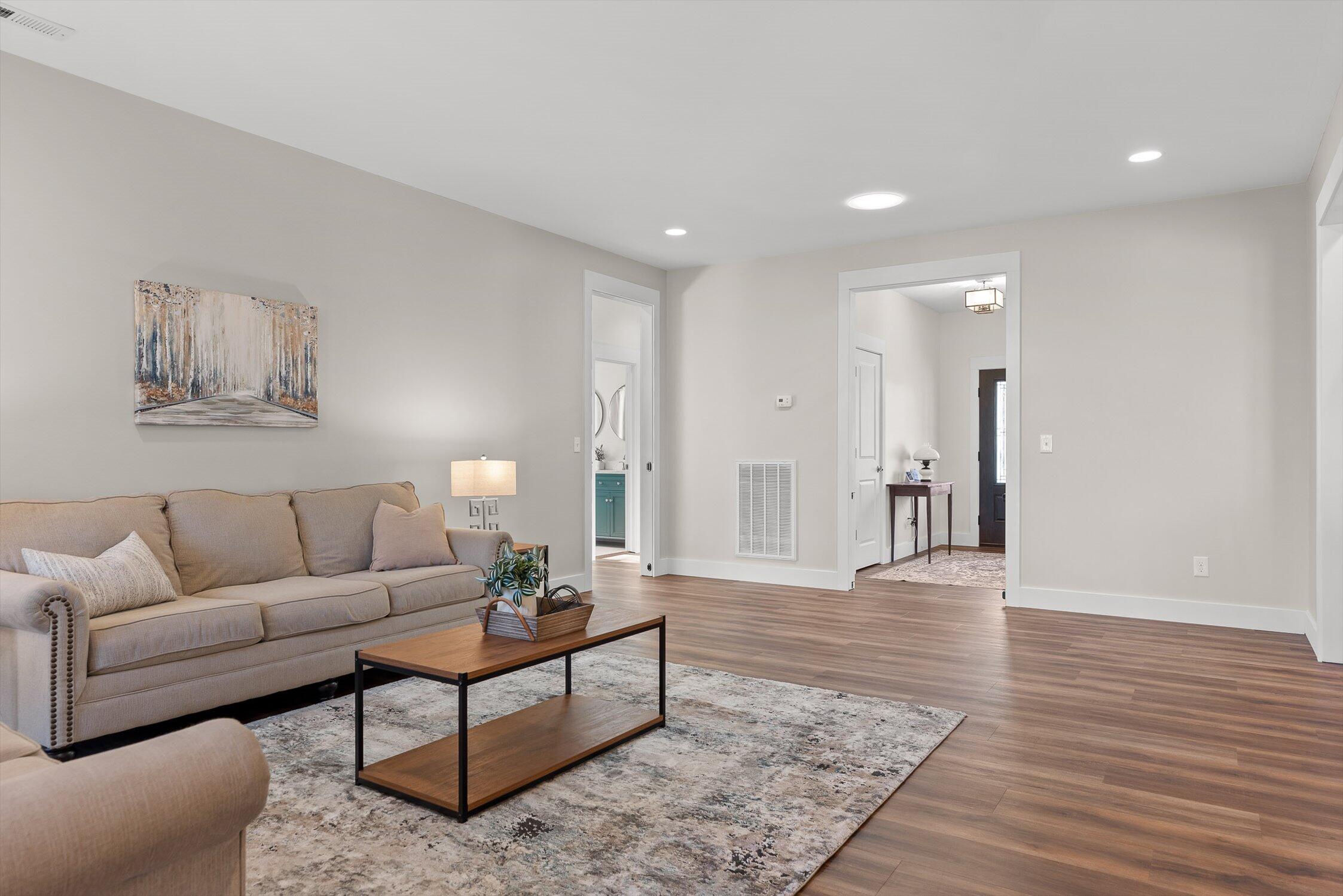 280 Pine Ridge Drive Signal Mountain, TN 37377 - Photo 5 of 40 26-Pine Ridge-35