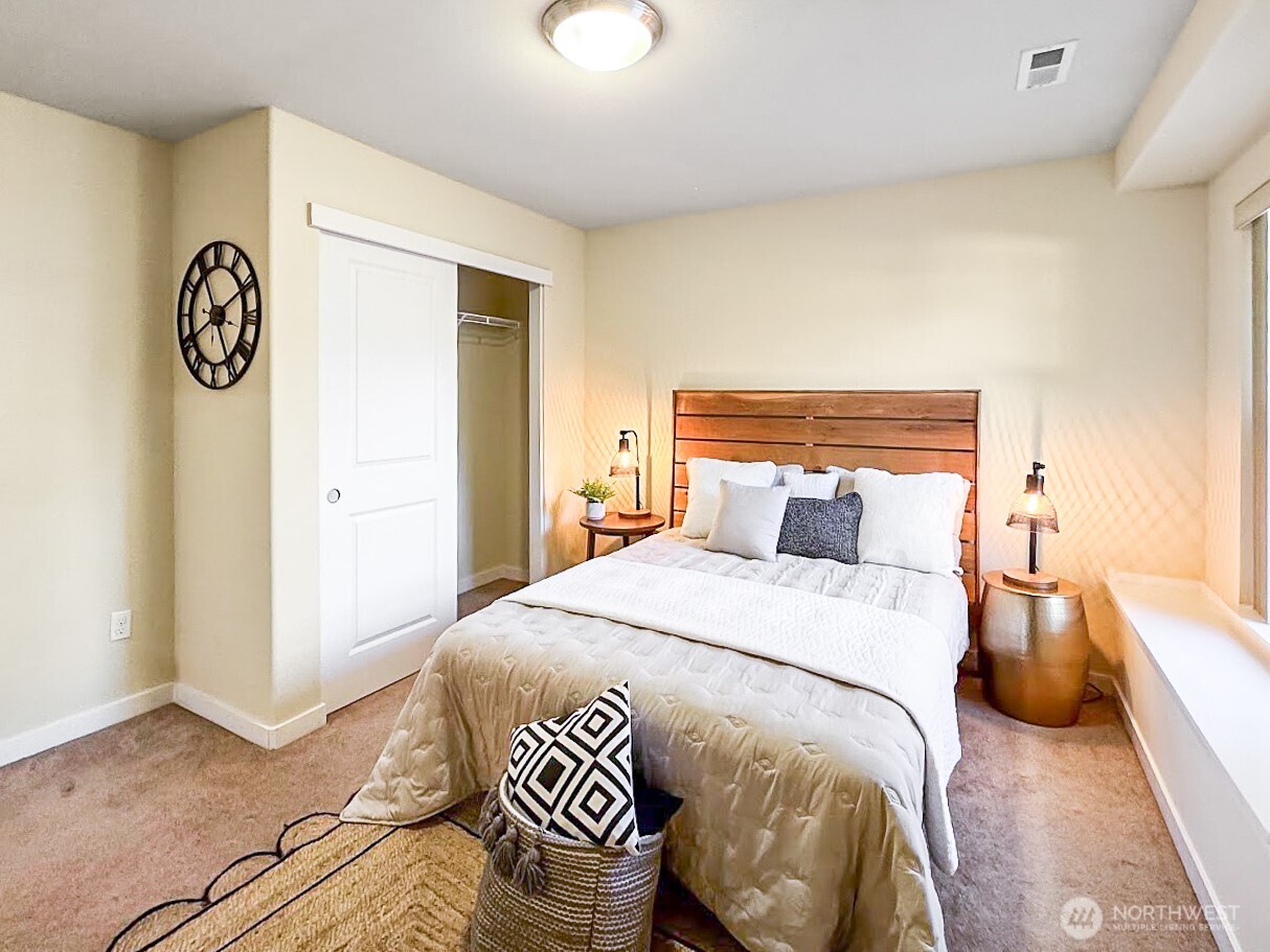 1615 Redmond Court Northeast Renton, WA 98056 - Photo 22 of 30