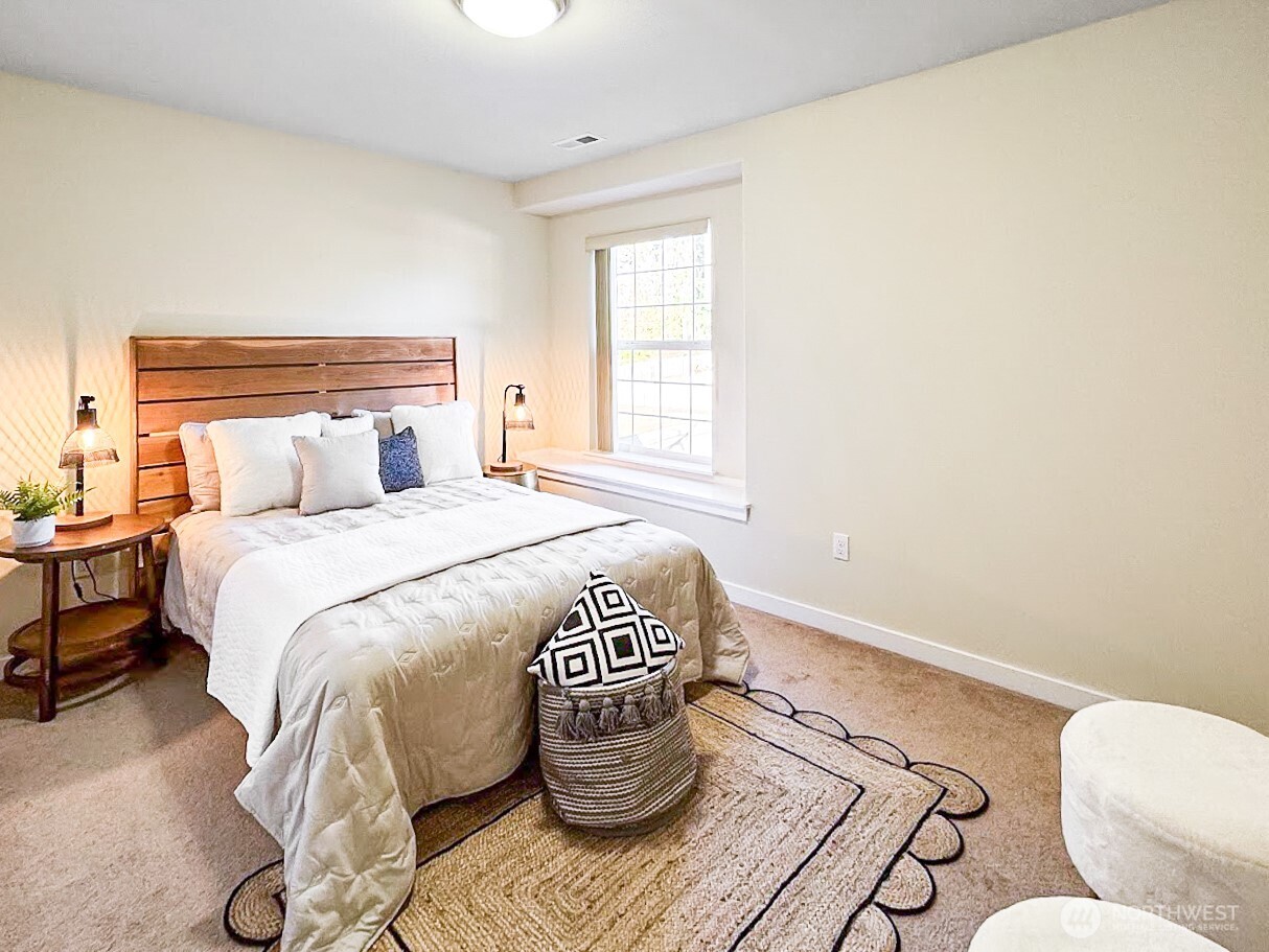 1615 Redmond Court Northeast Renton, WA 98056 - Photo 23 of 30