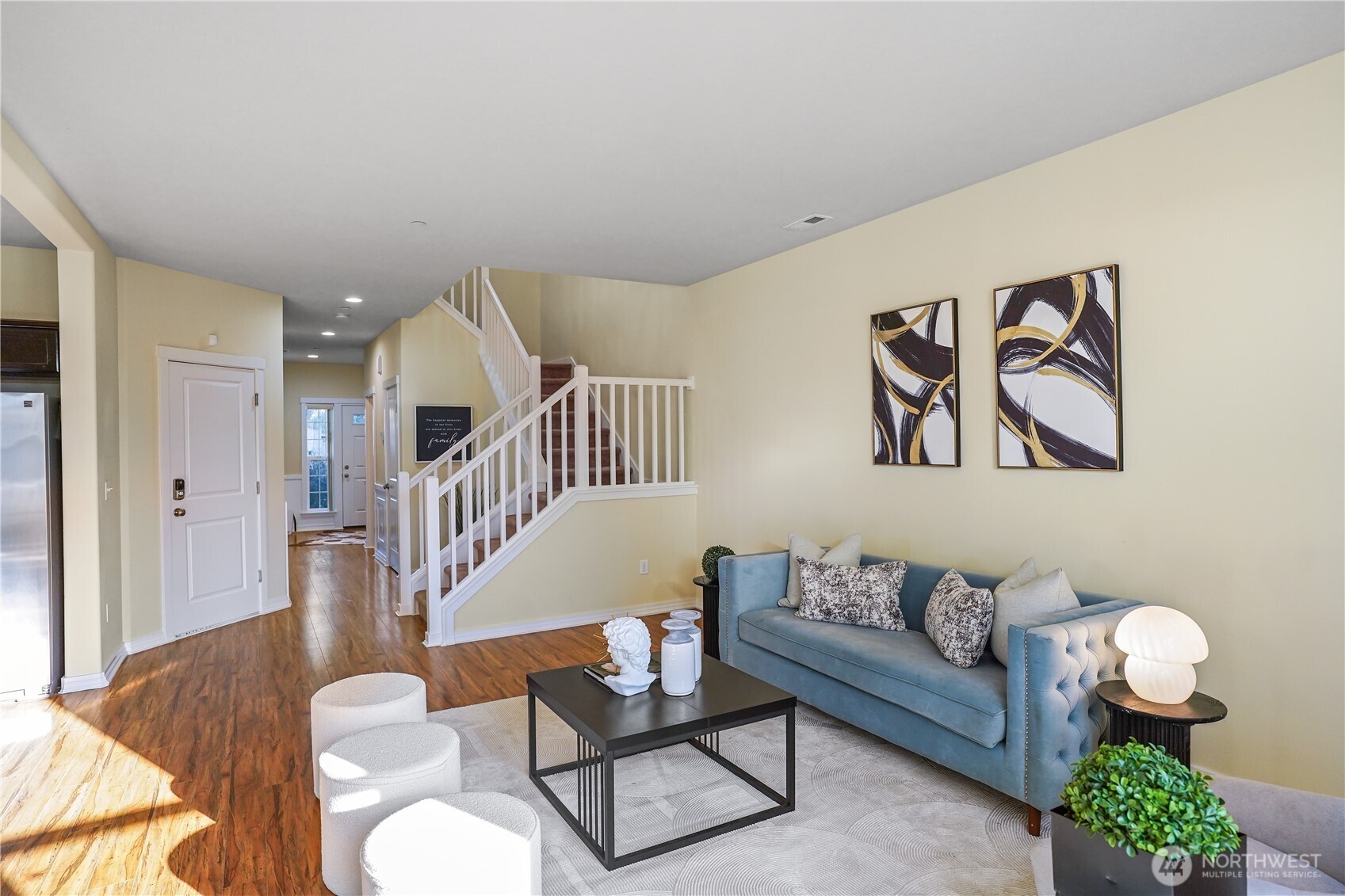 1615 Redmond Court Northeast Renton, WA 98056 - Photo 4 of 30