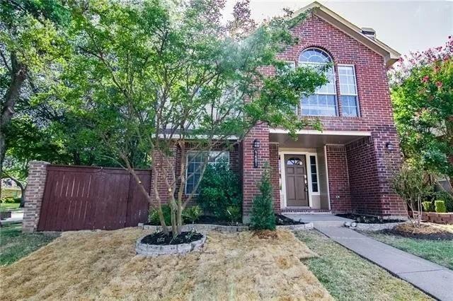 9401 Blue Jay Way Irving, TX 75063 - Photo 2 of 35