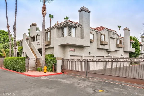 $624,990 | 4862 Tiara Drive, Huntington Beach, CA 92649