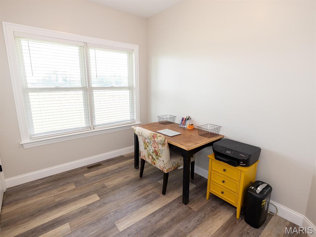 27650 Iowa Road Perry, MO 63462 - Photo 28 of 53