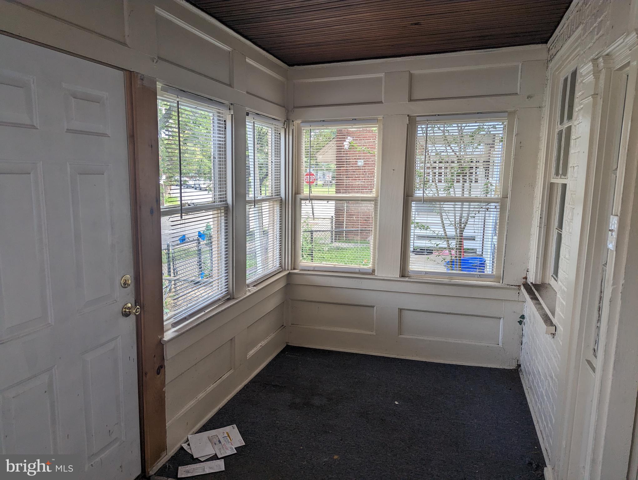 3008 Kearsarge Road Camden, NJ 08104 - Photo 3 of 15