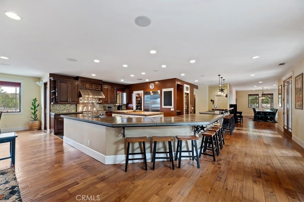 16420 Rocky Glen Road Perris, CA 92570 - Photo 20 of 74 Kitchen