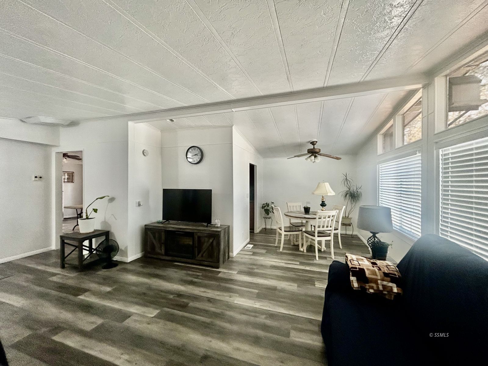 1101 Strecker Street Ridgecrest, CA 93555 - Photo 5 of 25