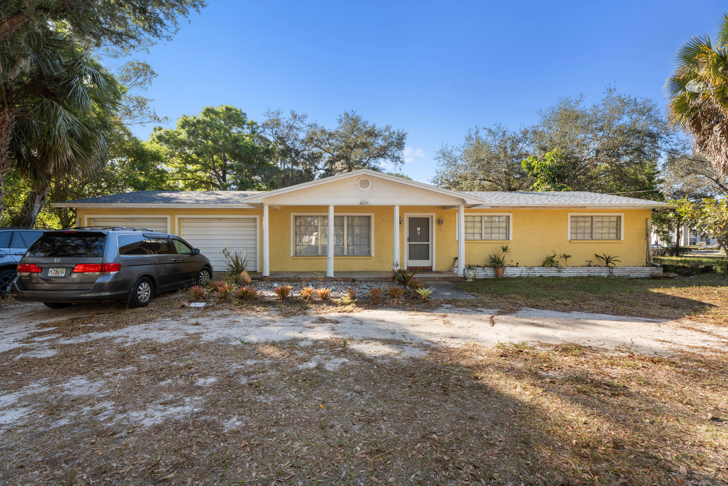 819 Tumblin Kling Road Fort Pierce, FL 34982 - Photo 5 of 34 smg08212(1)