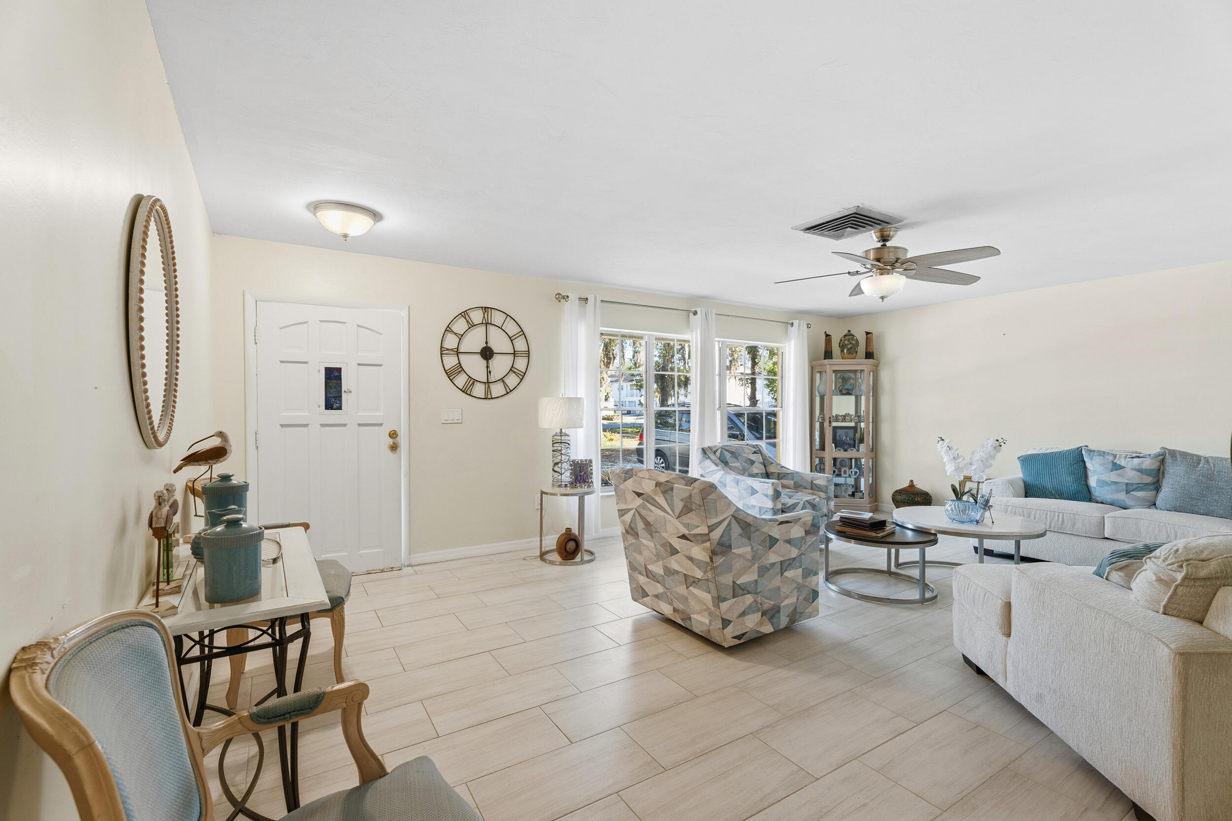 819 Tumblin Kling Road Fort Pierce, FL 34982 - Photo 9 of 34 smg08222(1)
