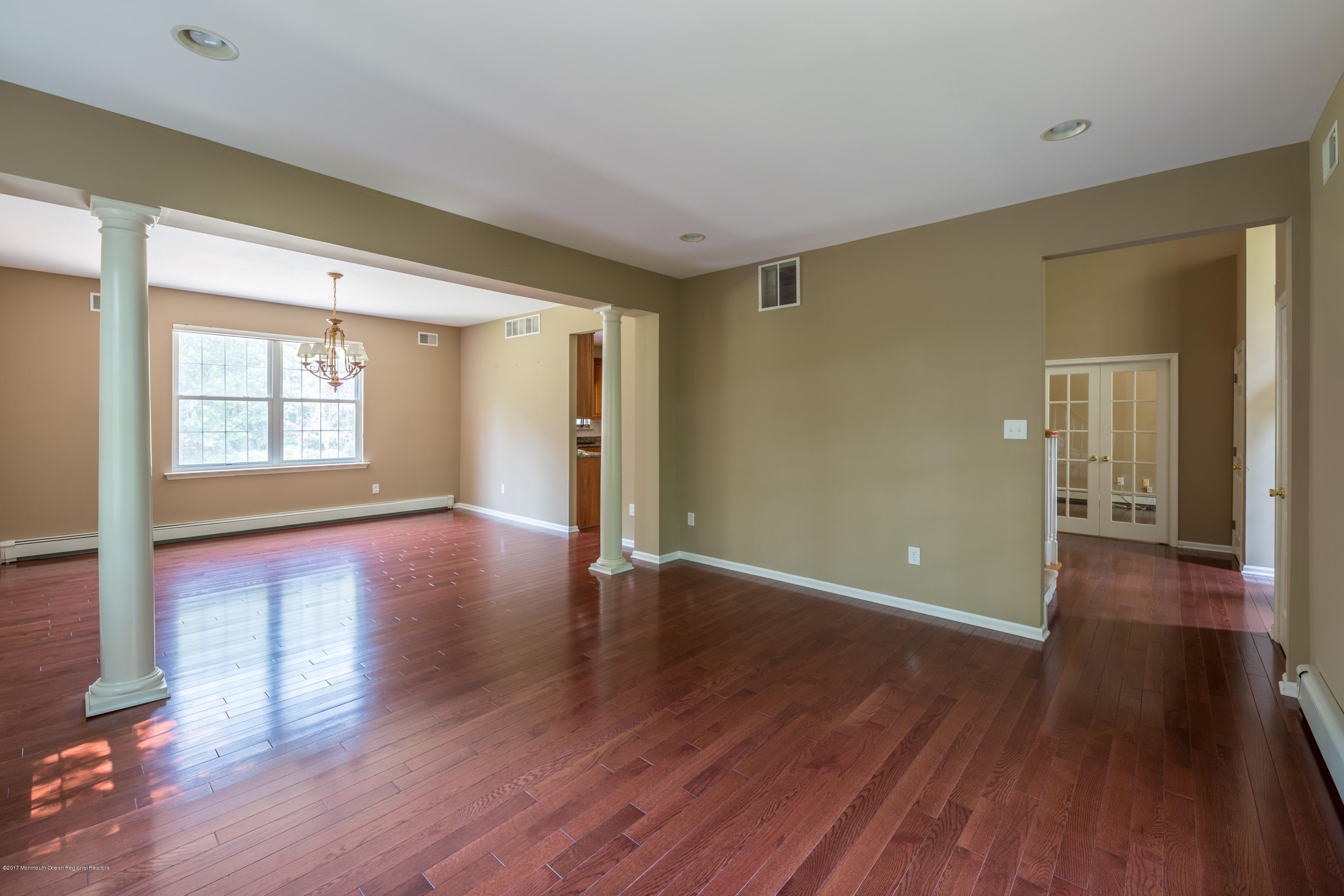33 Savannah Road Jackson, NJ 08527 - Photo 15 of 48 JacksonInteriors2ndVisit-33
