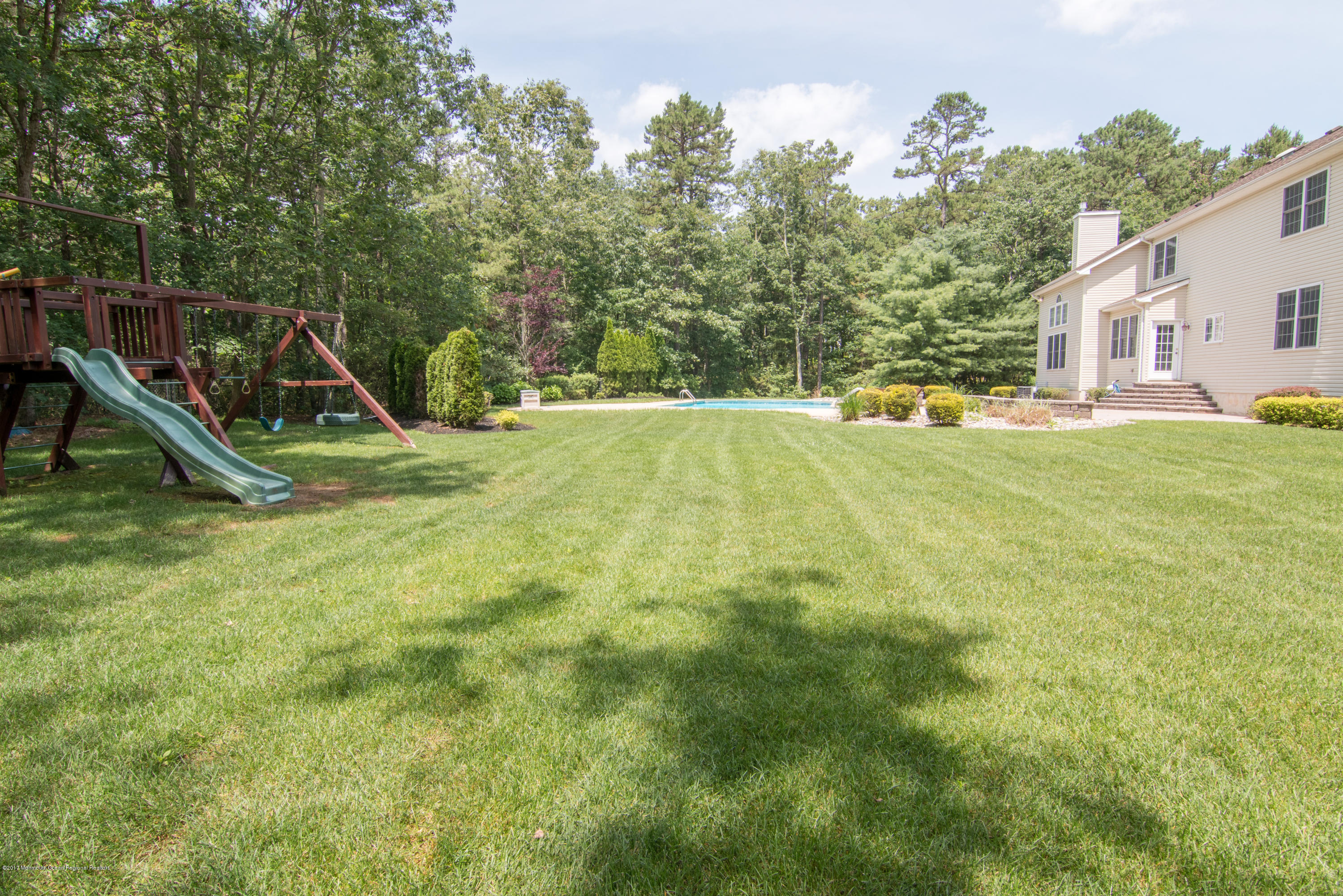 33 Savannah Road Jackson, NJ 08527 - Photo 4 of 48 JacksonProperties-34