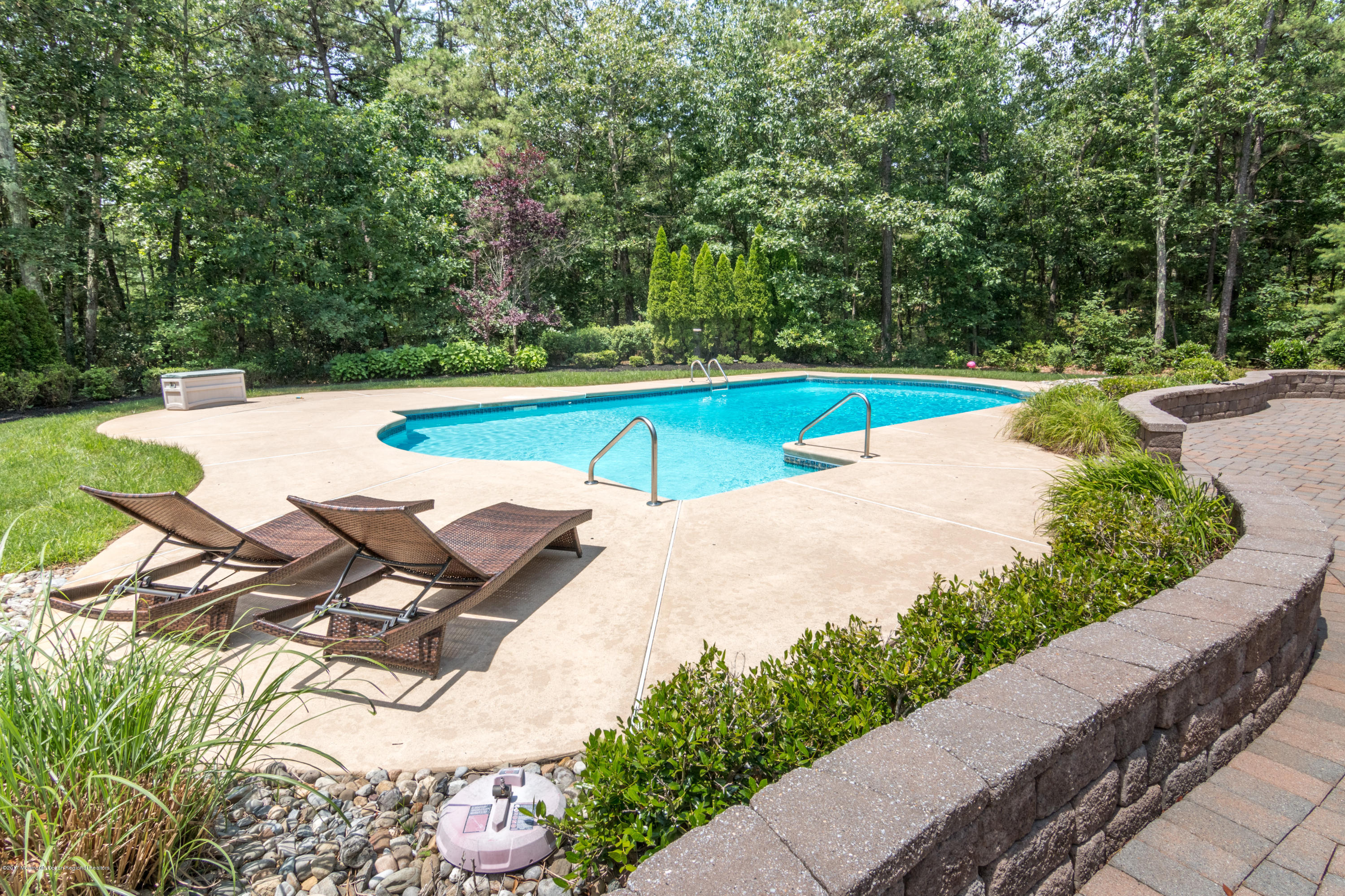 33 Savannah Road Jackson, NJ 08527 - Photo 5 of 48 JacksonProperties-32