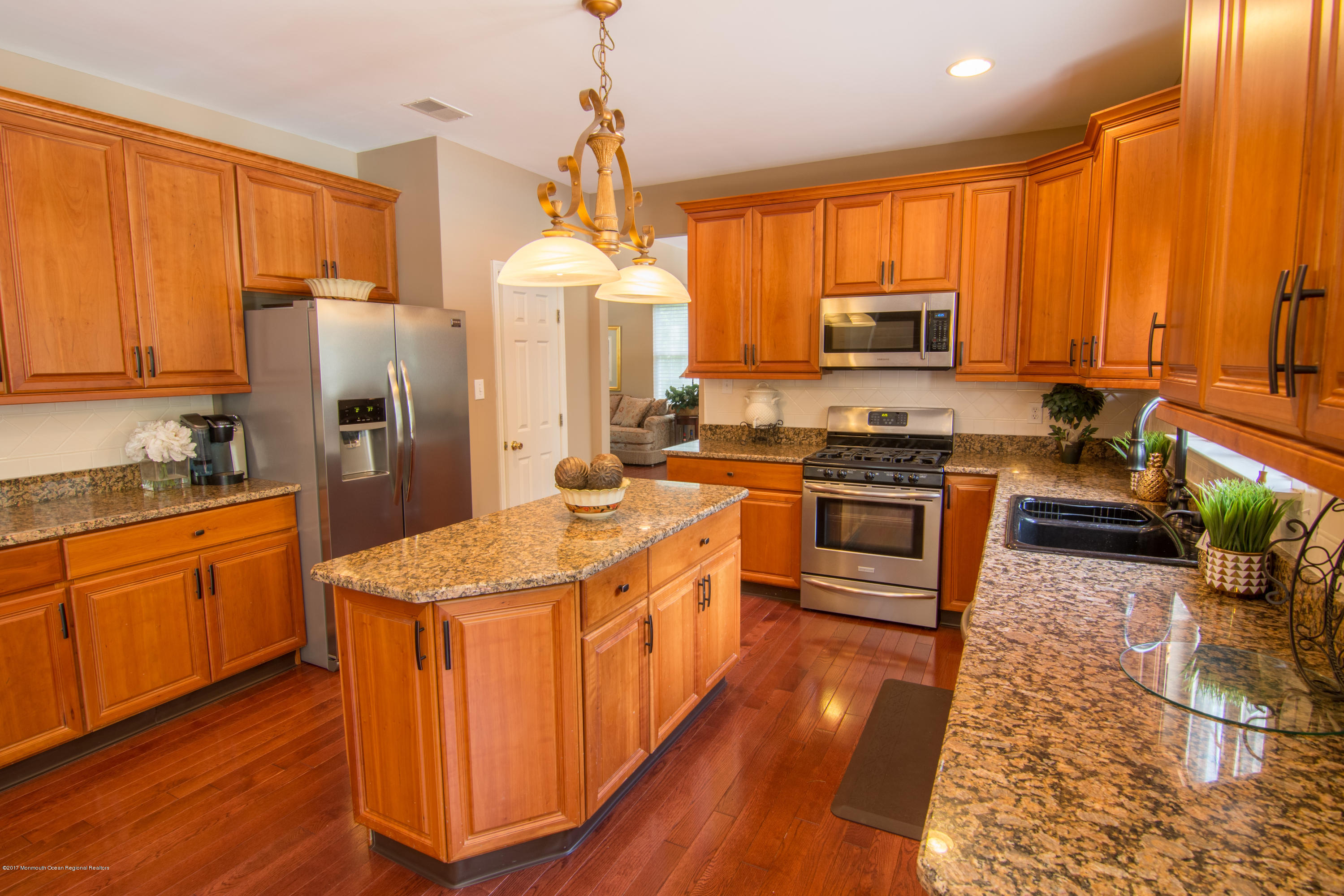 33 Savannah Road Jackson, NJ 08527 - Photo 10 of 48 JacksonProperties-43