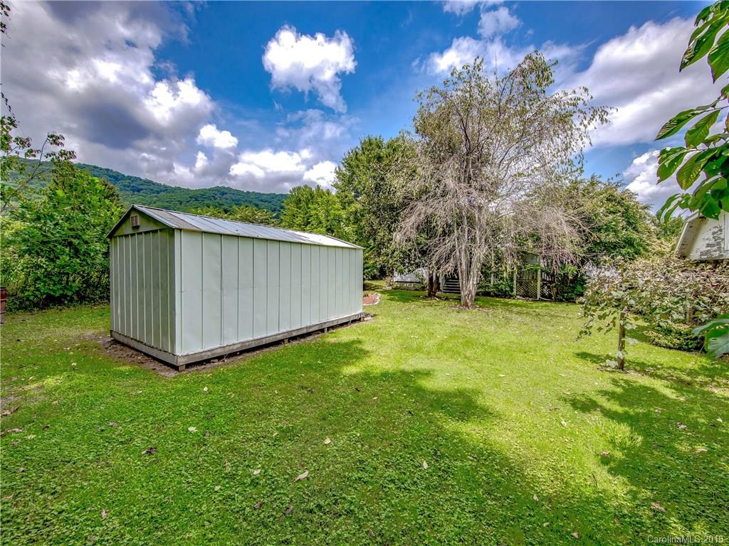 63 Sams Branch Road Candler, NC 28715 - Photo 17 of 25 Gallery Image 17