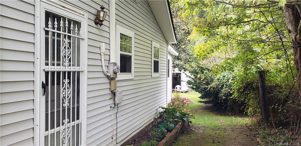 63 Sams Branch Road Candler, NC 28715 - Photo 24 of 25 Gallery Image 24