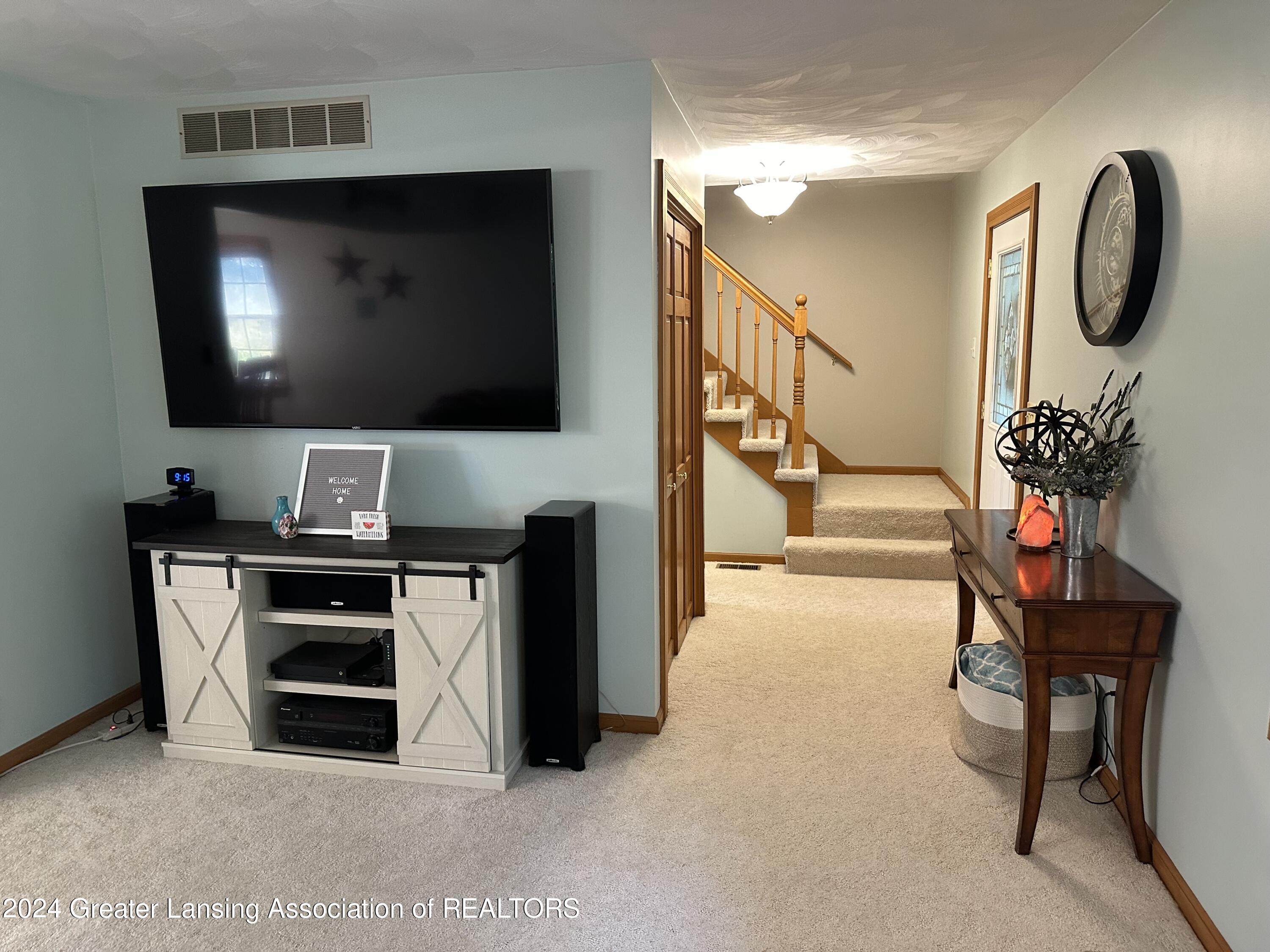 6465 West Maple Rapids Road St. Johns, MI 48879 - Photo 11 of 27 IMG_4211