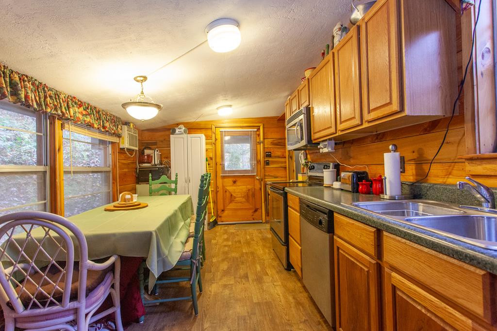 1202 Anthony Branch Road Robbinsville, NC 28771 - Photo 14 of 46 Gallery Image 14