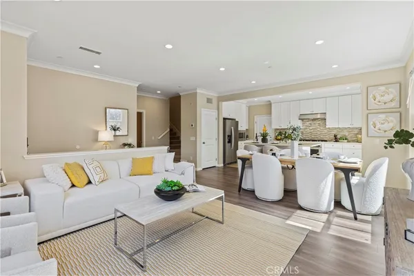 $1,480,000 | 118 Mighty Oak, Irvine, CA 92602