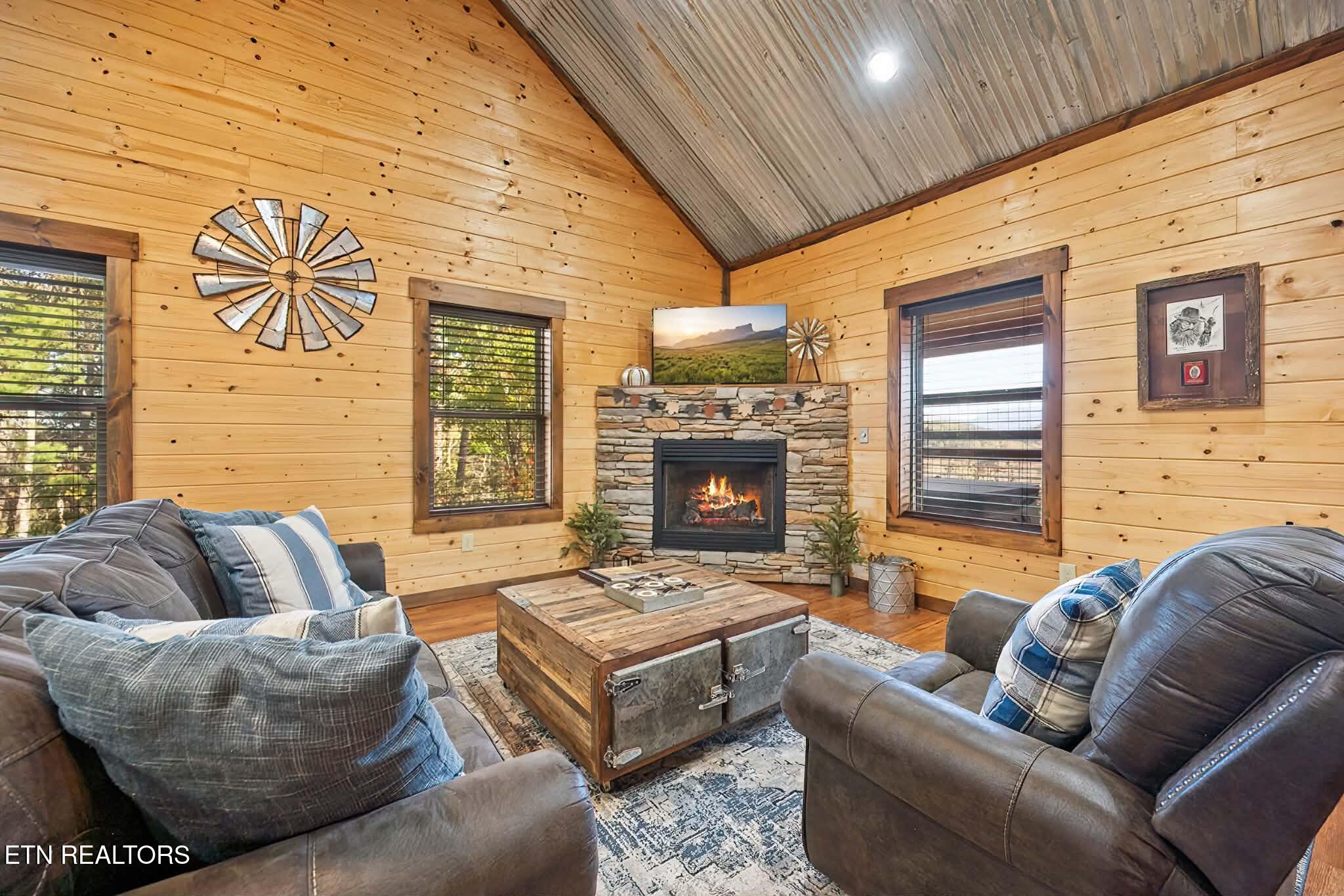3571 Locust Ridge Road Sevierville, TN 37876 - Photo 5 of 21 Messenger_creation_A2F3B339-43BB-4CAF-9C