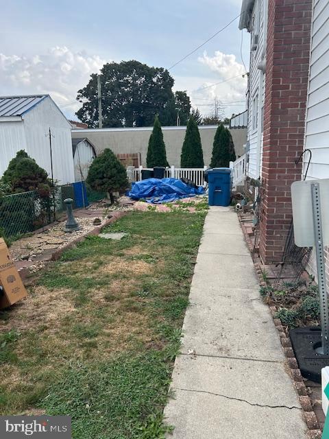 58 East Railroad Street Spring Grove, PA 17362 - Photo 6 of 34 a view of outdoor space and yard