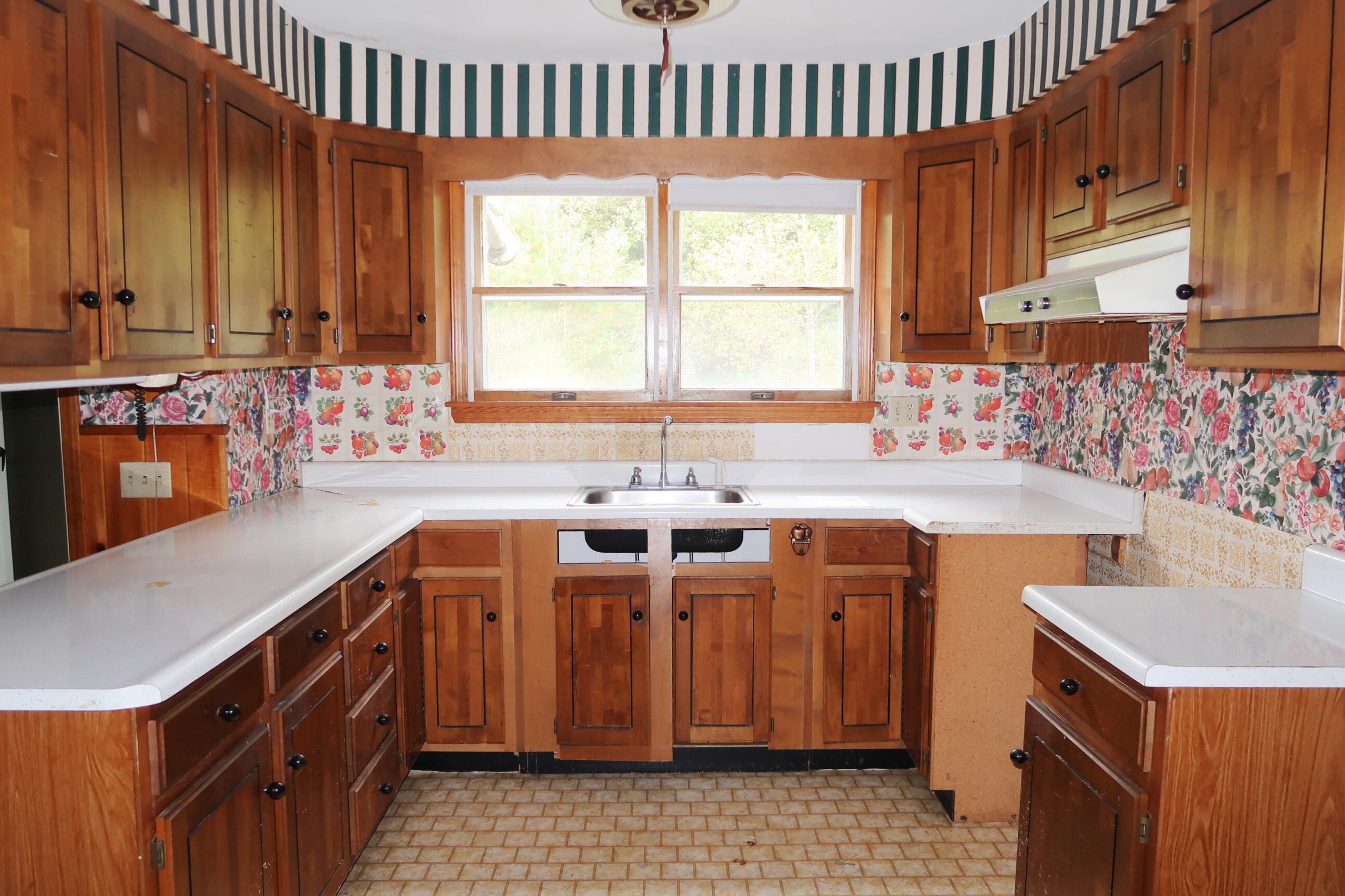 257 Rome Road Mercer, ME 04957 - Photo 24 of 50 IMG_1539