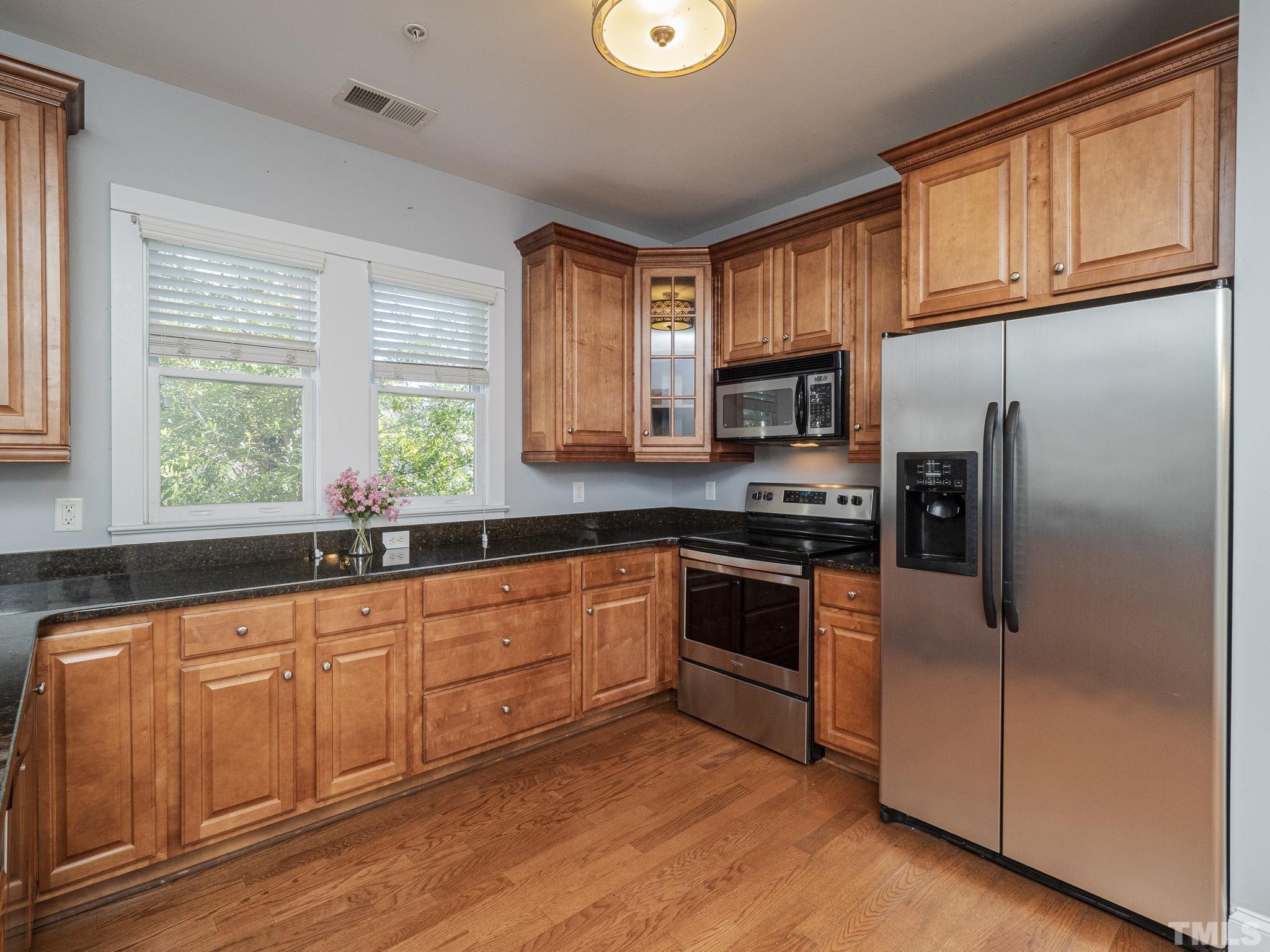613 West Cabarrus Street, Unit 201 Raleigh, NC 27603 - Photo 11 of 31 Gallery Image 11