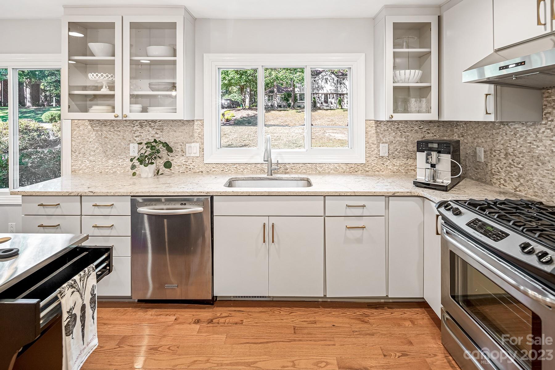 4216 Rotunda Road Charlotte, NC 28226 - Photo 12 of 29 Gallery Image 12