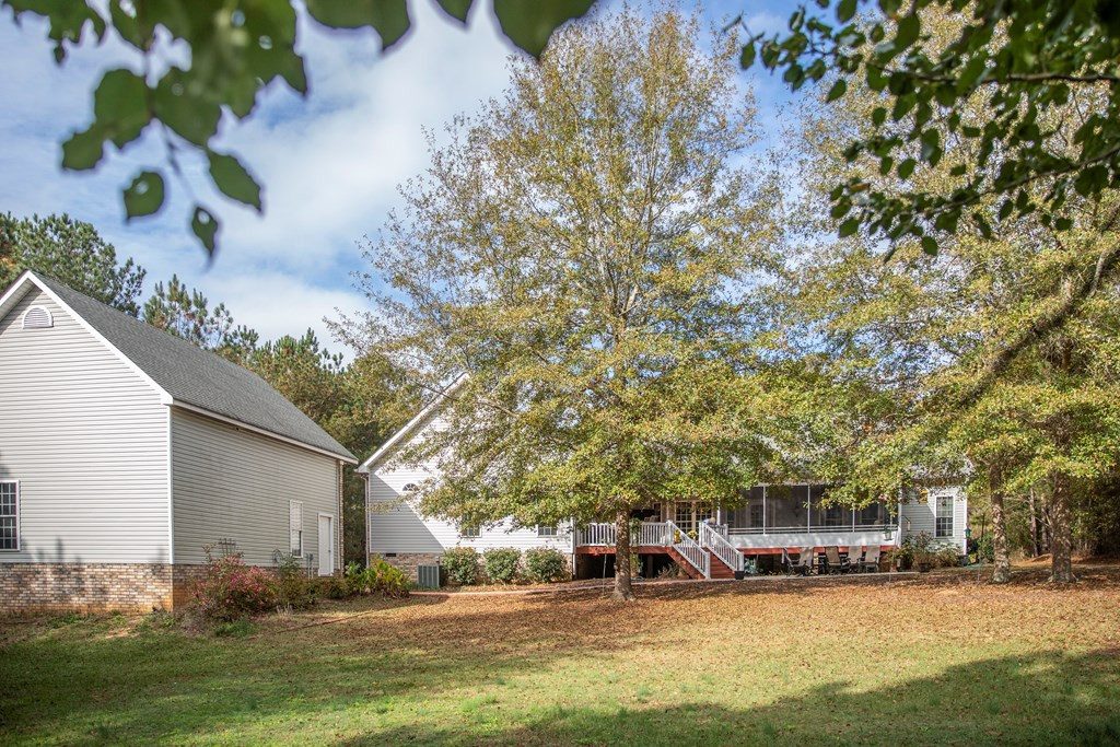 236 Country Club Road Edgefield, SC 29824 - Photo 9 of 46