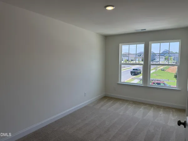 $1,995 | 825 Kensley Grv Lane, Fuquay-Varina, NC 27526