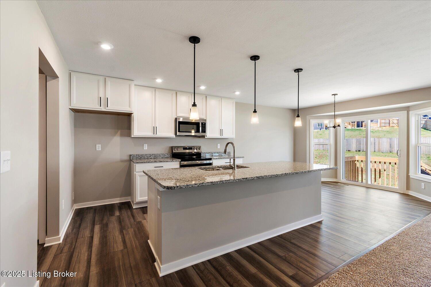 176 Ridge Brook Drive Mount Washington, KY 40047 - Photo 2 of 29 02-Kitchen