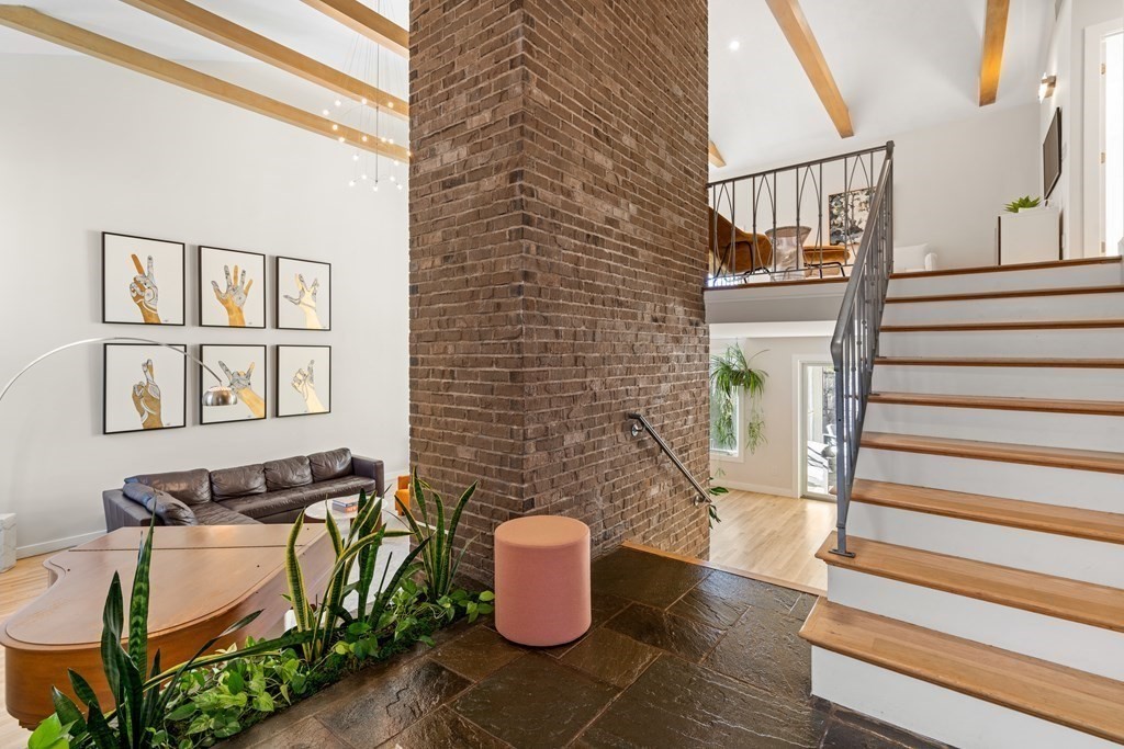 9 Newbrook Circle Newton, MA 02467 - Photo 3 of 28 a view of entryway with seating