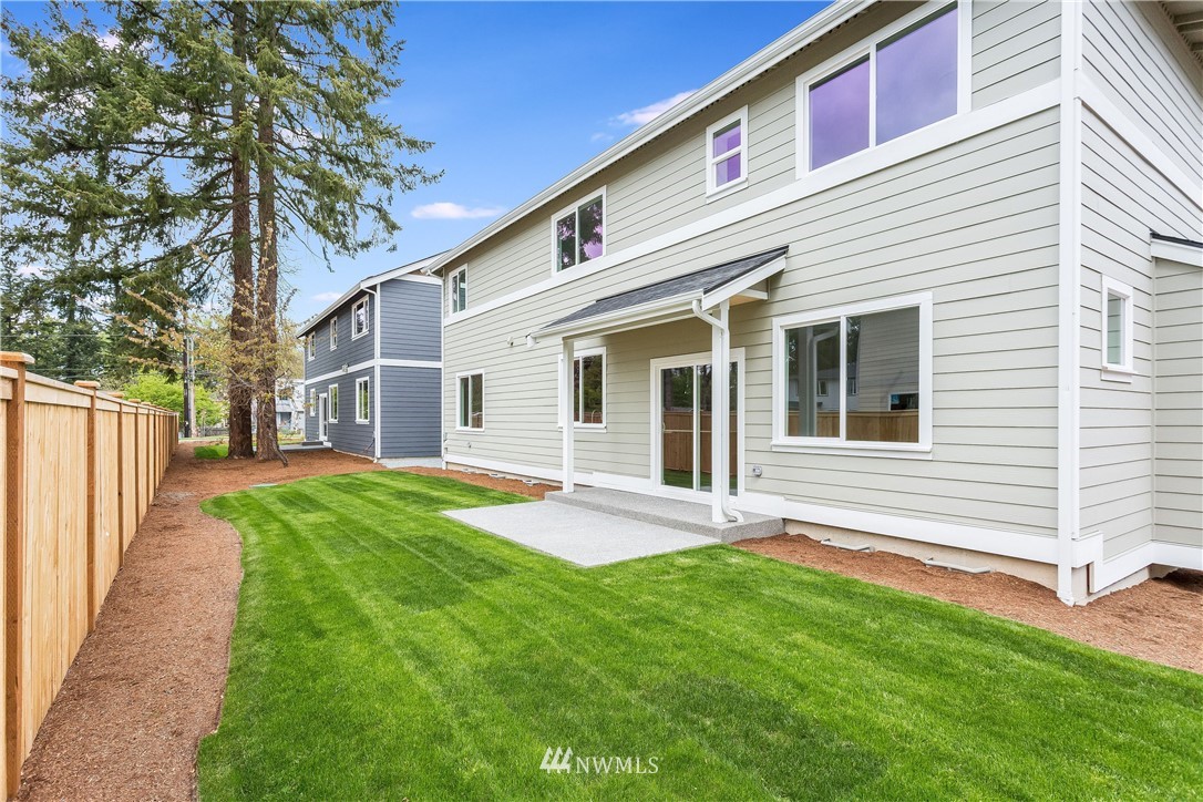 11429 Southeast 162nd Street Renton, WA 98055 - Photo 5 of 25 Gallery Image 5