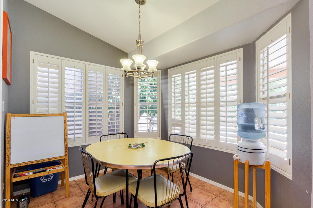 1213 East Grandview Road Phoenix, AZ 85022 - Photo 12 of 39 13-Grandview