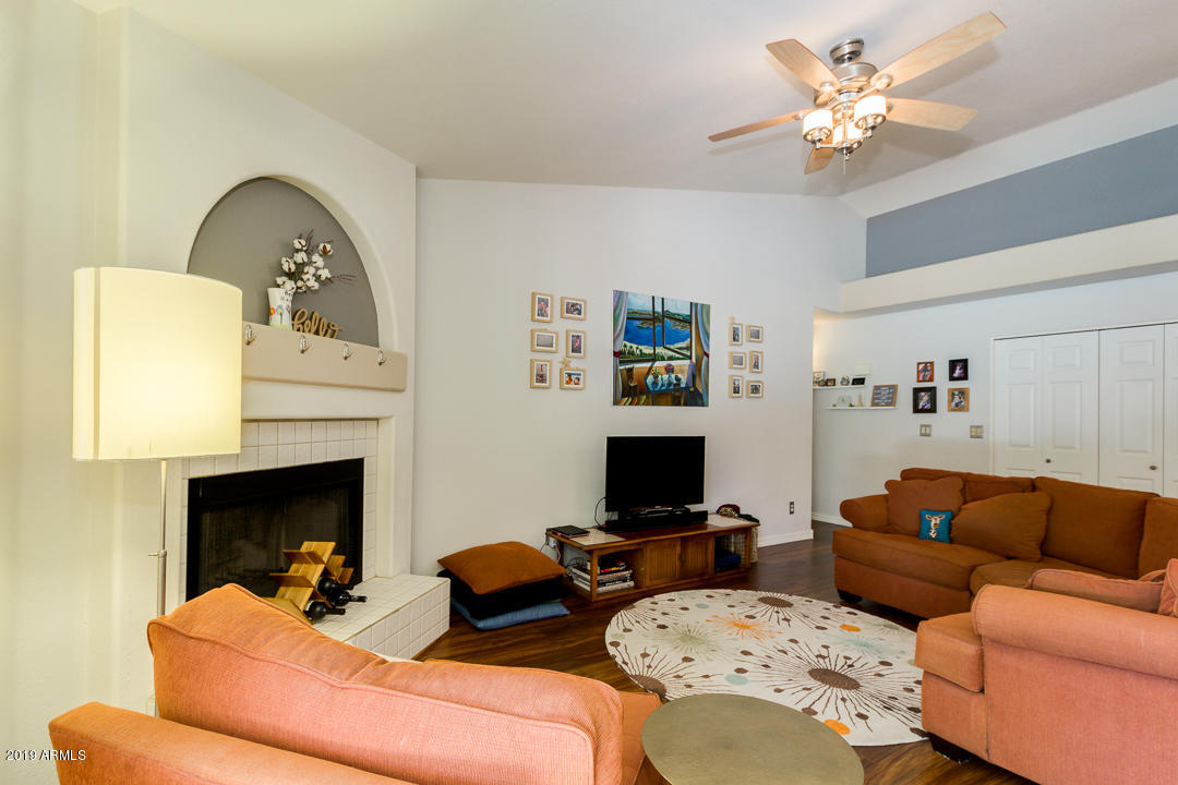 1213 East Grandview Road Phoenix, AZ 85022 - Photo 10 of 39 11-Grandview