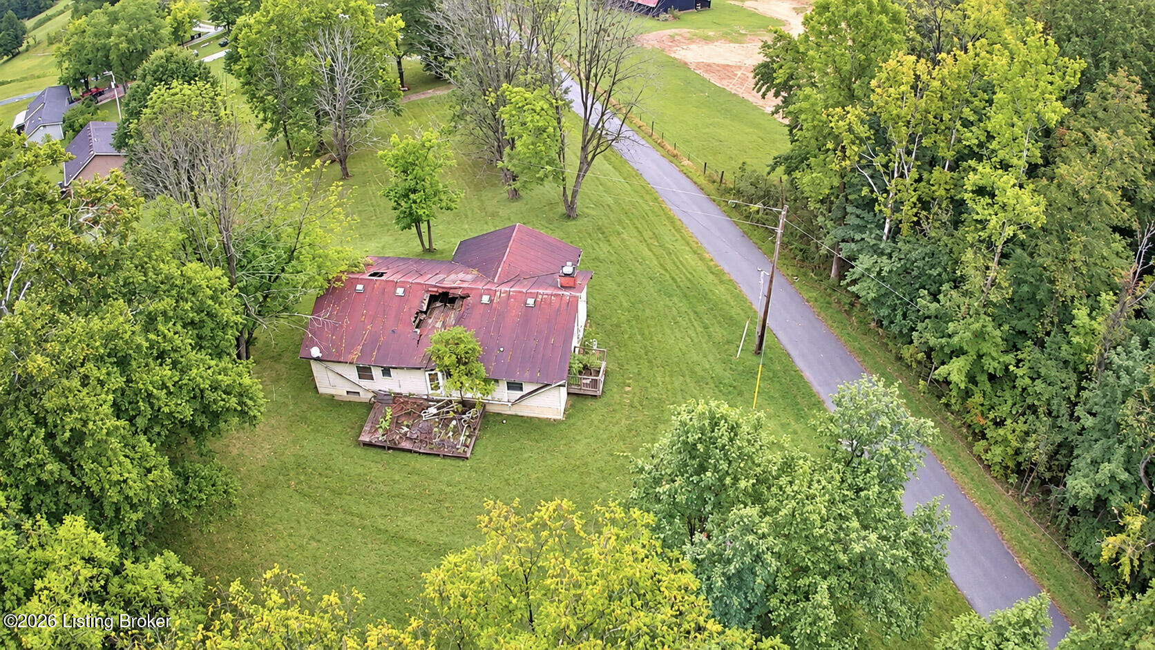 584 Beech Grv Road Shepherdsville, KY 40165 - Photo 9 of 18 8-file_00000000581081fd811e6616265a00fb