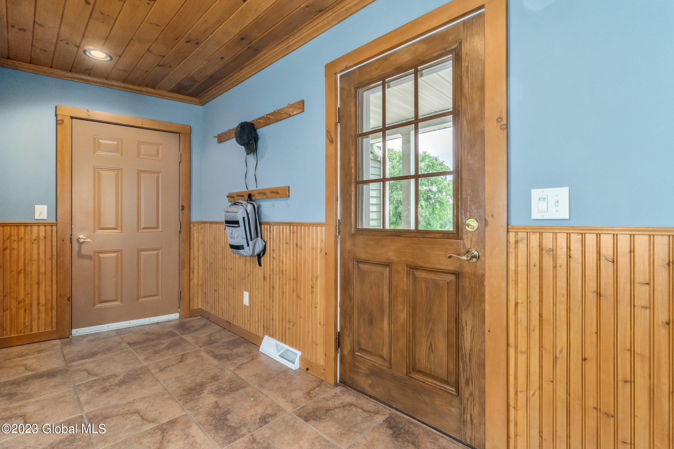 771 Grooms Road Rexford, NY 12148 - Photo 14 of 33 13