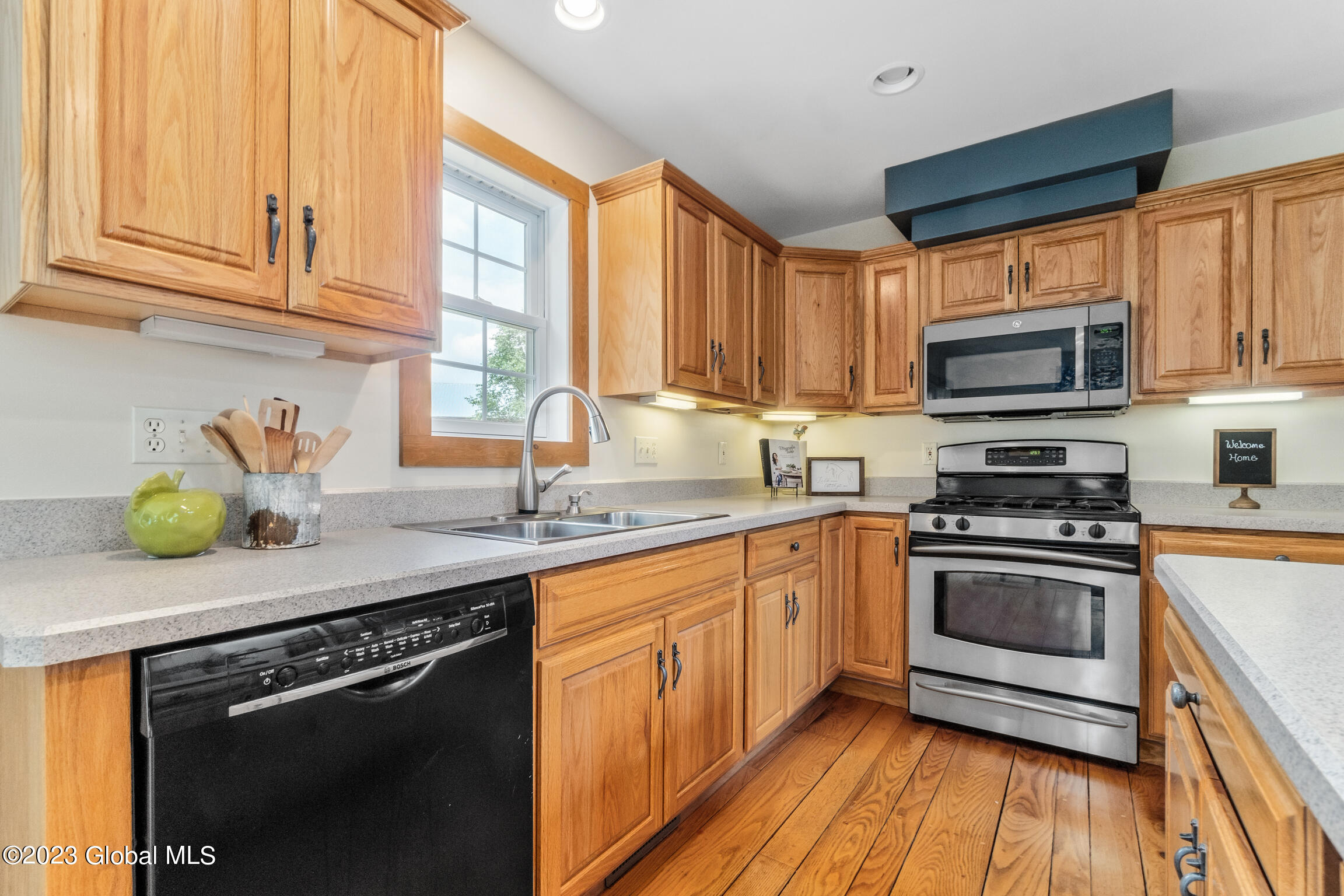 771 Grooms Road Rexford, NY 12148 - Photo 7 of 33 6