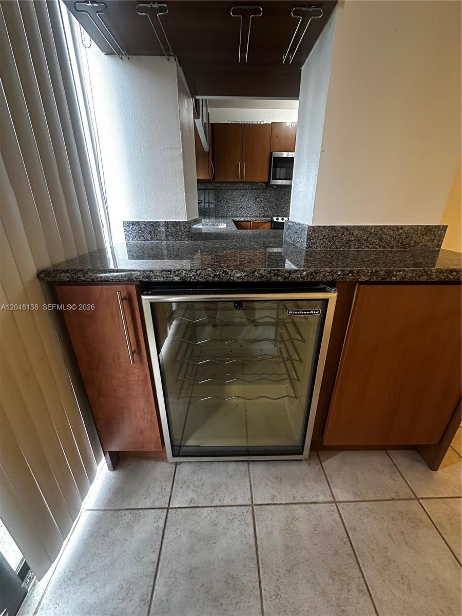 16919 North Bay Road, Unit 710 Sunny Isles Beach, FL 33160 - Photo 4 of 19