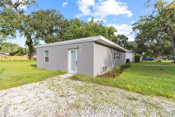 $1,350 | 1920 Cloverlawn Avenue, Orlando, FL 32806