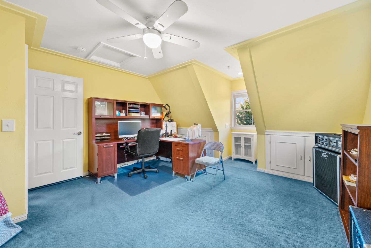 8935 Coker Road Salinas, CA 93907 - Photo 62 of 90 a view of a workspace with furniture