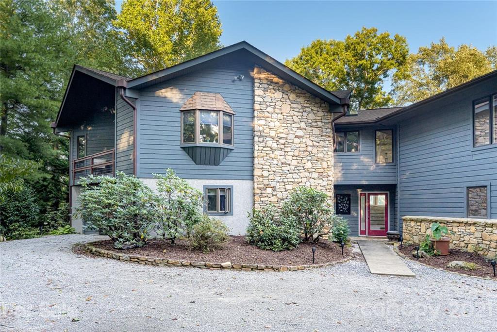 1398 Macedonia Road Saluda, NC 28773 - Photo 2 of 48 Gallery Image 2