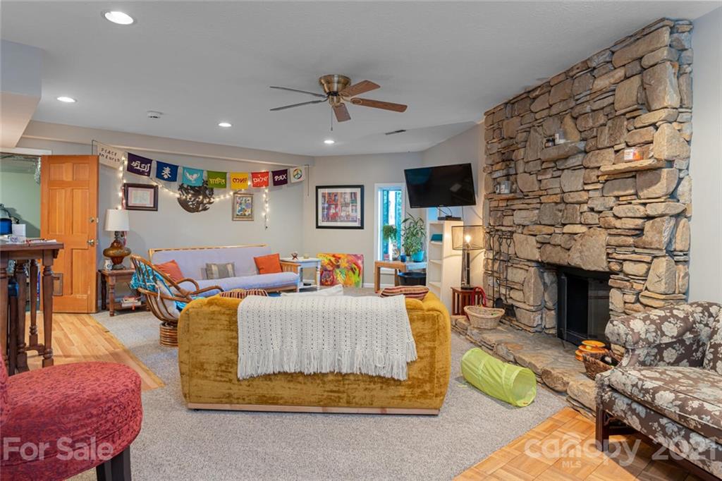 1398 Macedonia Road Saluda, NC 28773 - Photo 30 of 48 Gallery Image 30