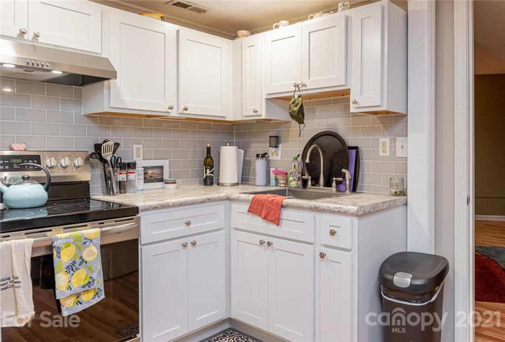 1398 Macedonia Road Saluda, NC 28773 - Photo 32 of 48 Gallery Image 32