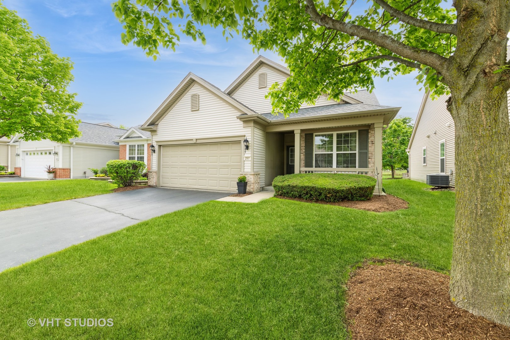 2507 Rolling Ridge Elgin, IL 60124 - Photo 2 of 42 a view of backyard of the house