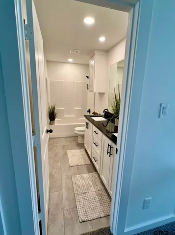 $1,800 | 18747 FM 2493, Flint, TX 75762